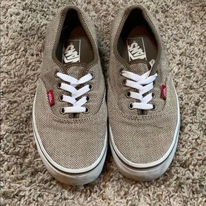 Light used unisex Vans shoes